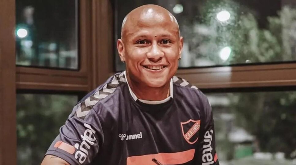 O jogador de futebol Mathías Acuña morreu aos 32 anos (Foto: Reprodução/ Internet)