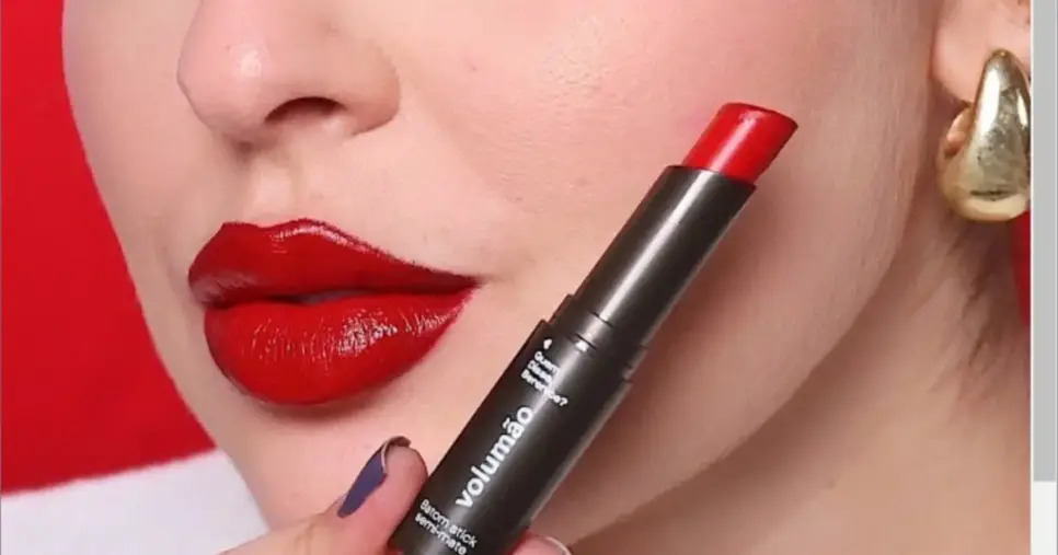 Batom vermelho (Foto: Reprodução/ Internet)