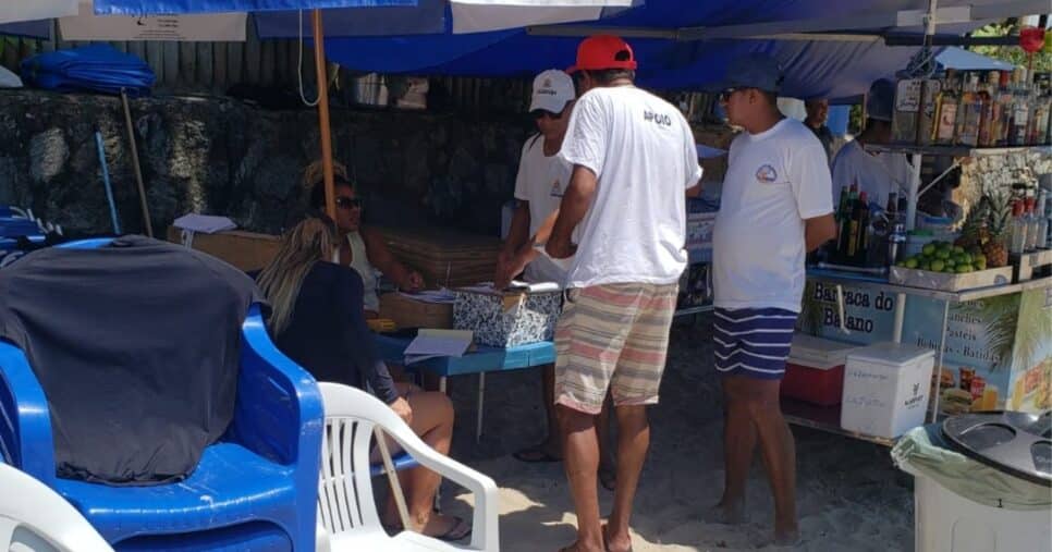 Os quiosques deverão seguir as orientações e se adequarem às regras (Foto Reprodução/G1)
