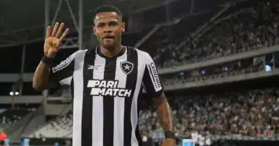 Júnior Santos no Botafogo (Foto: Reprodução/Montagem TV Foco)