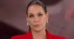 Carolina Ferraz paralisa Domingo Espetacular, quebra protocolo e dá recado a Cabrini (Foto: Reprodução/ Record TV)
