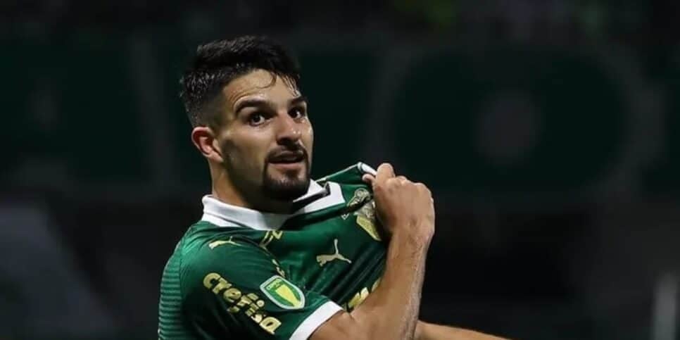 O atacante pode ir ao futebol árabe (Reprodução: Cesar Greco)