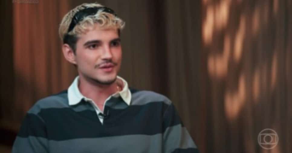 Jão fala sobre pausa na carreira no Fantástico da Globo (Foto: Reprodução/Globo)