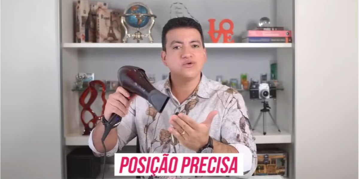 http://tvfoco.uai.com.br/wp-content/uploads/2015/05/Daniela-Mercury.jpg