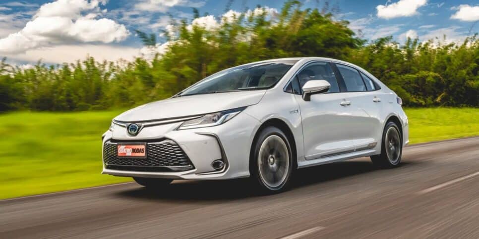 Corolla Híbrido é um dos isentos em São Paulo (Reprodução: Fernando Pires)