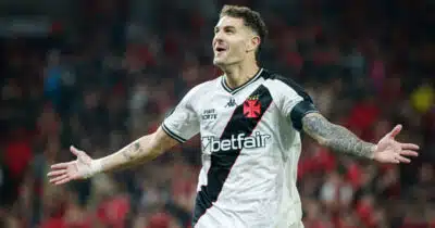 Ausência de Vegetti  preocupa Fernando Diniz (Foto:  Matheus Lima/Vasco)