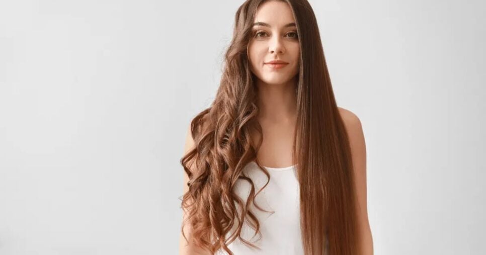 : Mistura com 2 ingredientes deixa o cabelo lisinho - (Montagem / TV FOCO)