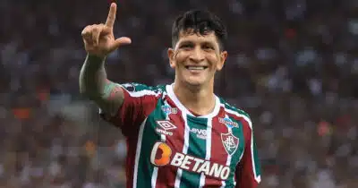 Cano faz o L em homenagem aos filhos (Foto: Buda Mendes/ Getty Images)