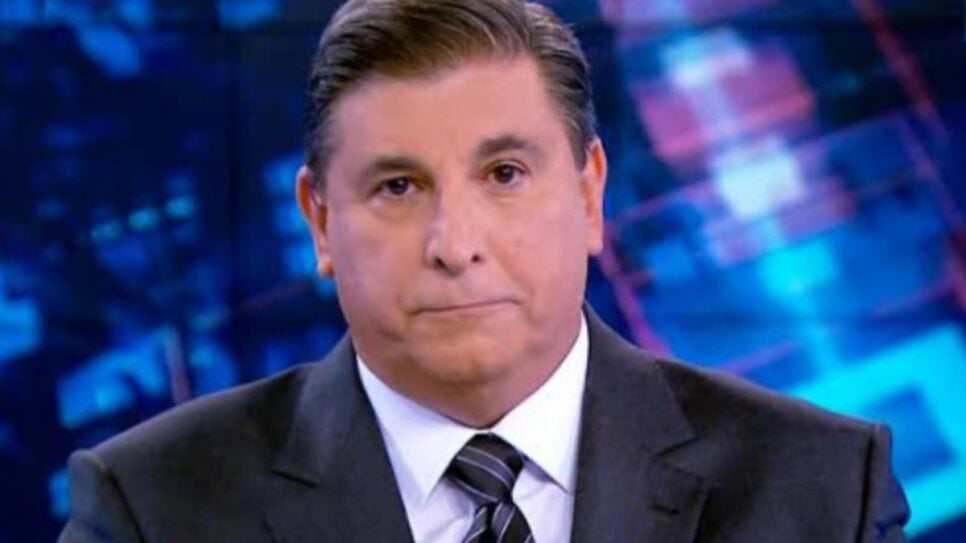 O âncora Carlos Nascimento, quando comandava telejornais em TV Aberta (Foto: Reprodução/ SBT)