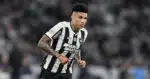 Igor Jesus no Botafogo (Foto: Vitor Silva)