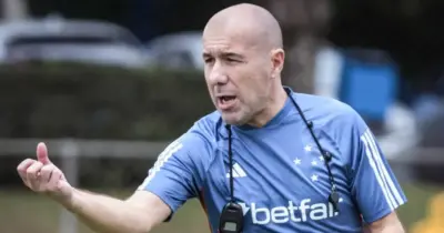 R$ 183 milhões e reforços na mesa: Leonardo Jardim confirma desfecho de mais jogadores no Cruzeiro