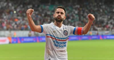 Everton Ribeiro no Bahia (Foto: Paula Fróes/CORREIO)
