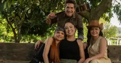 Estrela do sertanejo se expõe lésbica: 