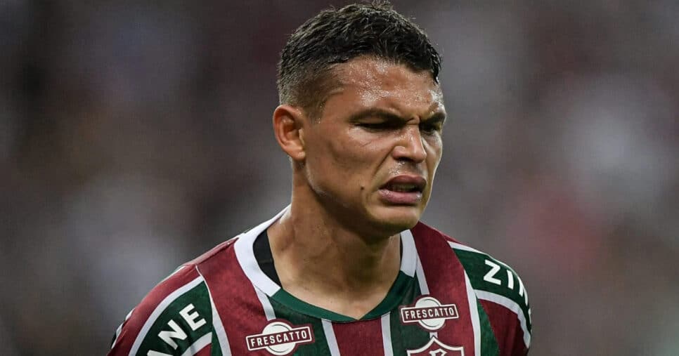 R$12M: Thiago Silva tem saída armada no Fluminense hoje (12) (Foto: AGIF/AGIF)