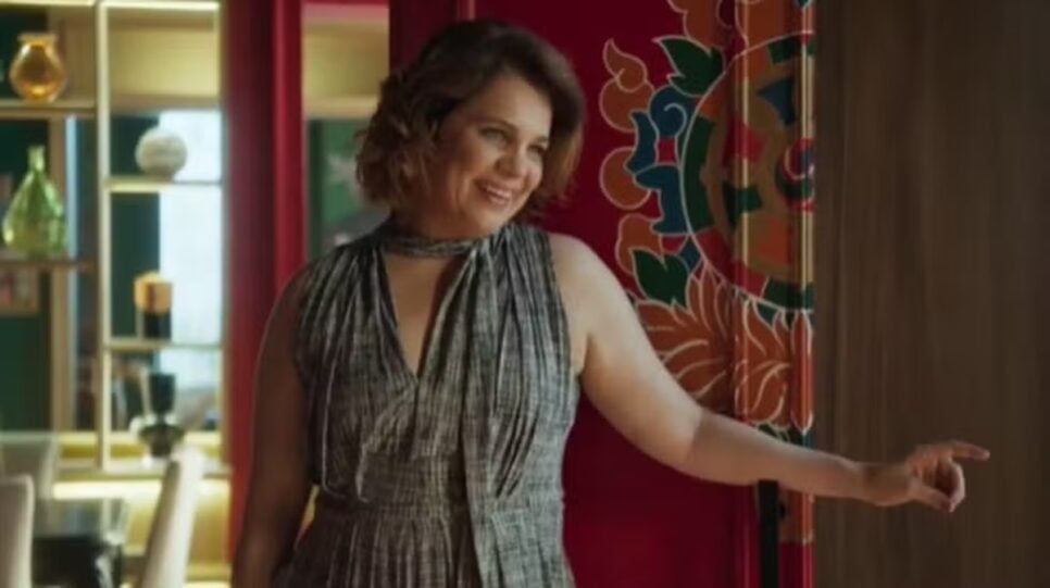 Violeta dá a maior bola para Marco e facada em crápula (Foto: Reprodução/ TV Globo)