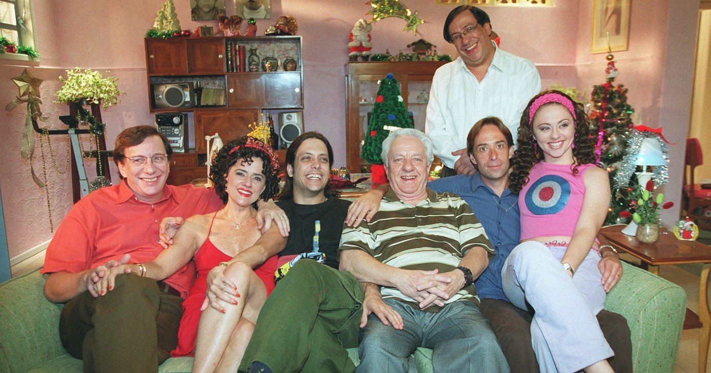 http://tvfoco.uai.com.br/wp-content/uploads/2015/05/Daniela-Mercury.jpg