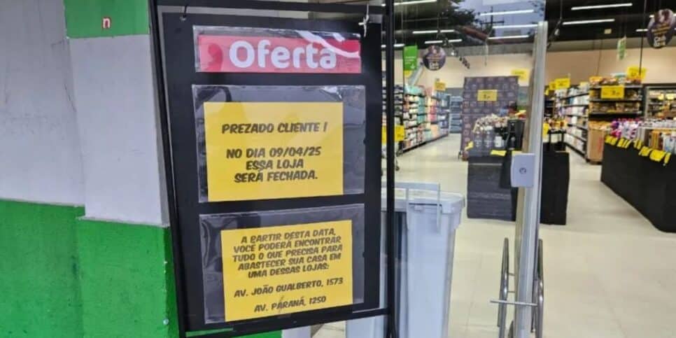 Comunicado supermercado (Foto: Reprodução / Tribuna)