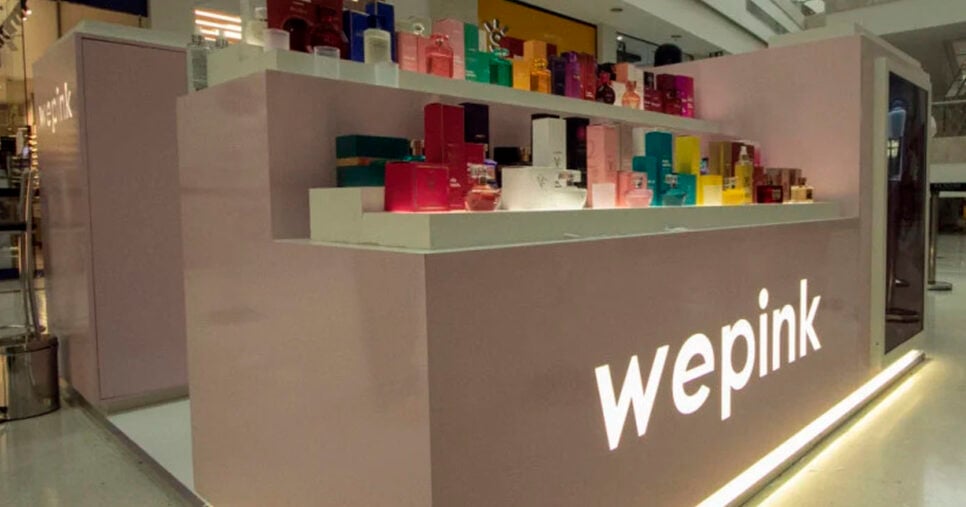 Quiosque da WePink no Shopping Iguatemi (Foto: THAYNÁ WEISSBACH/JC)