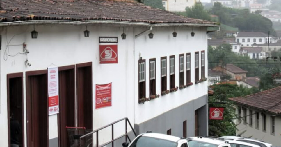 SJ Supermercados encerrou unidade em Ouro Preto (Foto: Divulgação Diário do Barão)