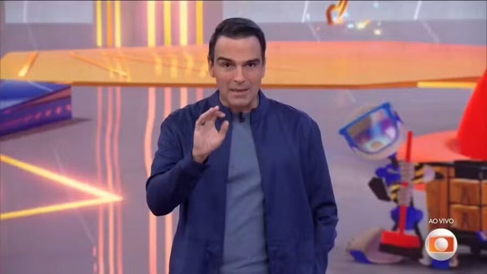 Tadeu Schmidt surpreende público do BBB25 com nova dinâmica anunciada (Foto: Reprodução/ Globo)