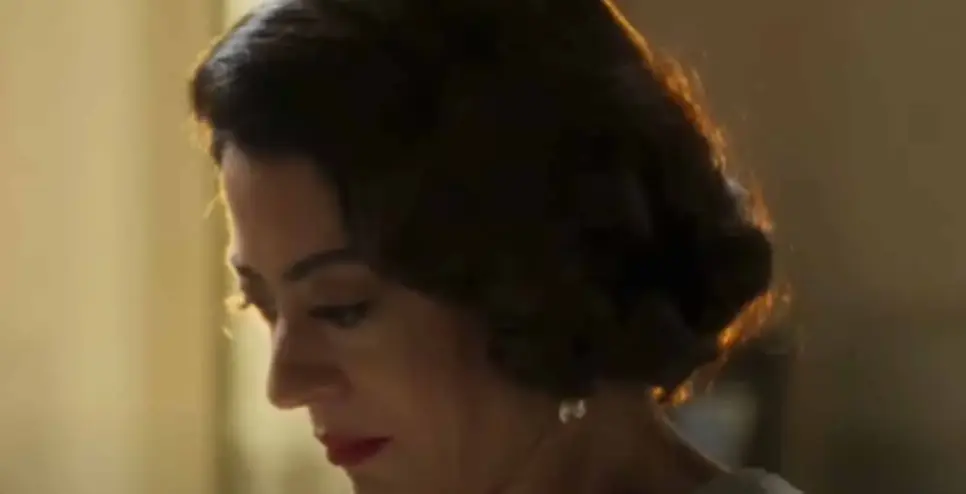 Plano sórdido de vilões planeja derrubar a protagonista (Foto: Reprodução/ TV Globo) Plano sórdido de vilões planeja derrubar a protagonista (Foto: Reprodução/ TV Globo)