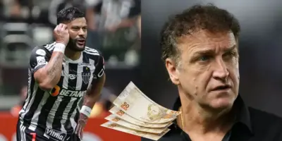 Reforço de R$1.5M e adeus de Hulk: 2 bombas atingem em cheio Cuca no Atlético-MG nesta terça (18)