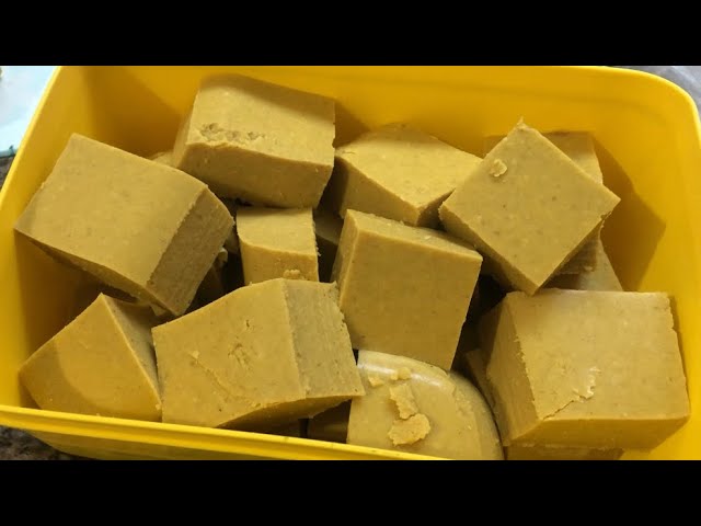 Pé de galinha em cubos (Foto Reprodução/YouTube)
