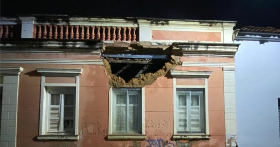 Casarão desabou em Cuiabá, MT - Foto: Internet