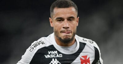 Coutinho atuando pelo Vasco (Foto: Thiago Ribeiro/AGIF)