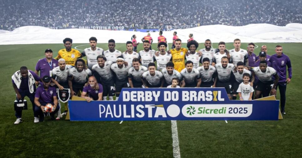 Elenco do Corinthians (Foto: Reprodução/ Internet)