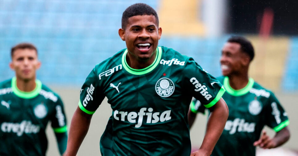 Lateral-direito Gilberto (Foto: Reprodução) 