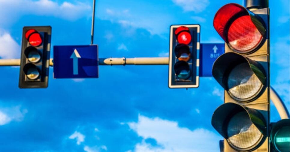 Nova lei do semáforo em Campinas, SP, e traz alerta a motoristas (Foto: Reprodução/ Internet)