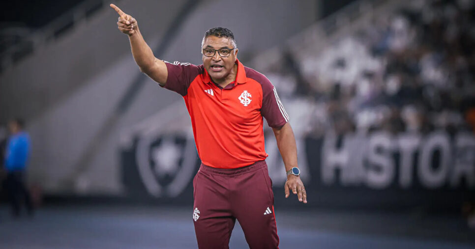 Roger Machado pede craque no Internacional (Foto: Ricardo Duarte)