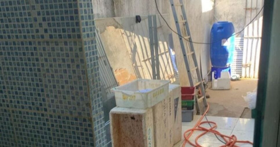 Estrutura física do local sem condições mínimas exigidas por lei (Foto Reprodução/Prefeitura do Rio das Ostras)
