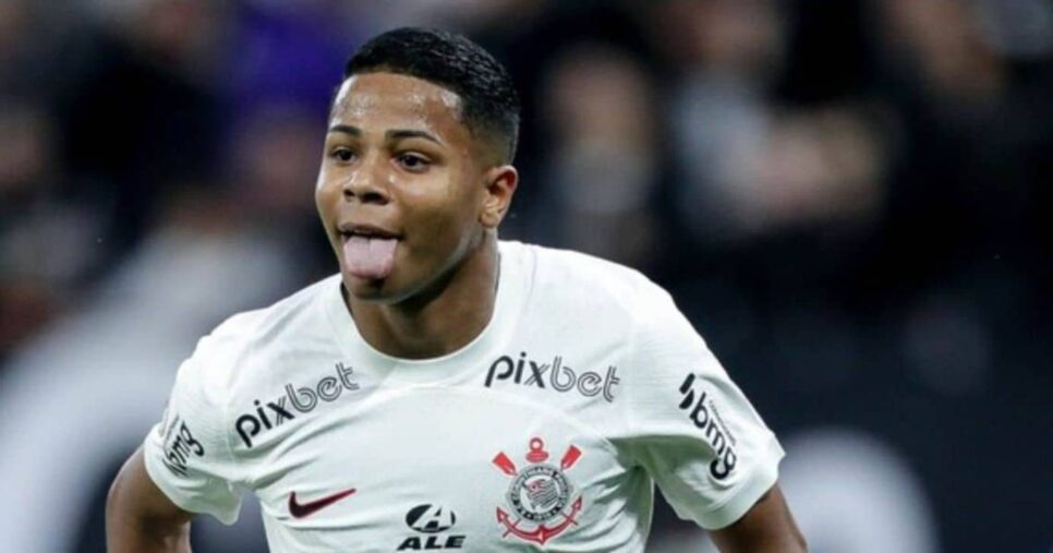 Wesley em ação pelo Corinthians