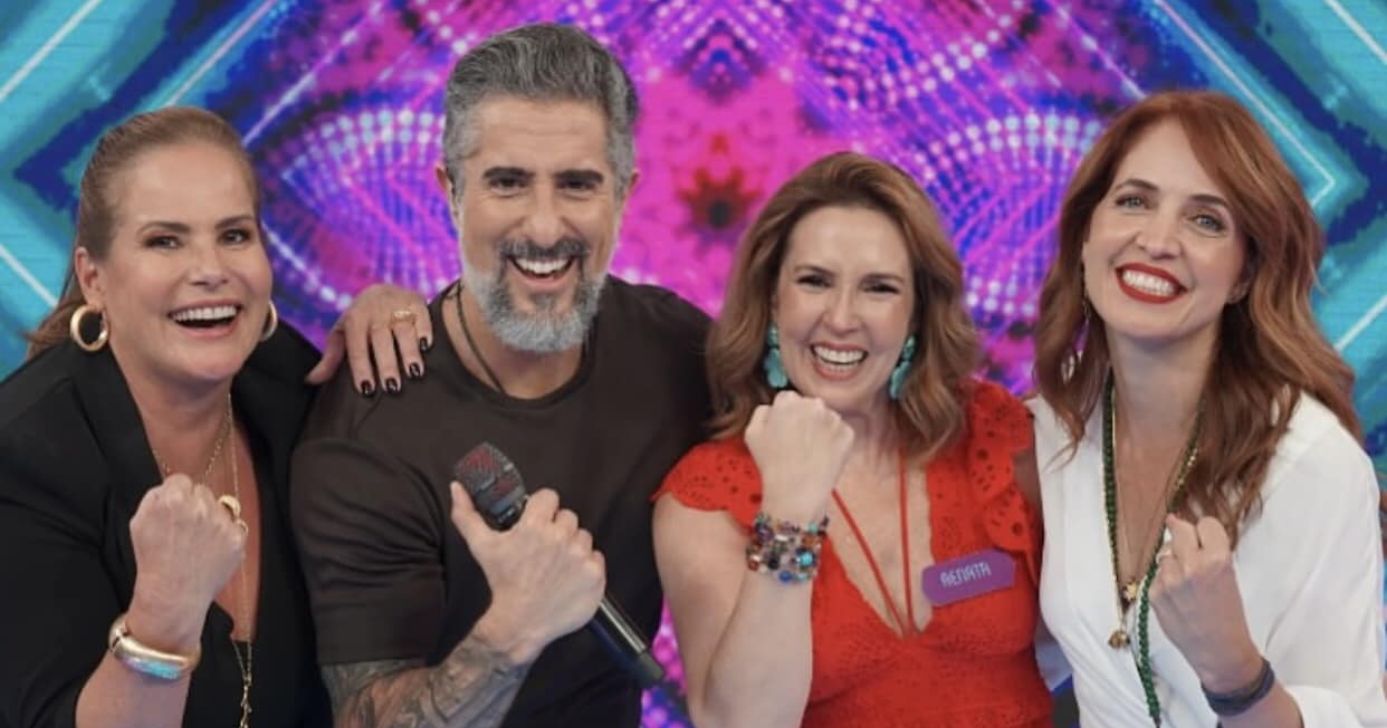 http://tvfoco.uai.com.br/wp-content/uploads/2015/05/Daniela-Mercury.jpg