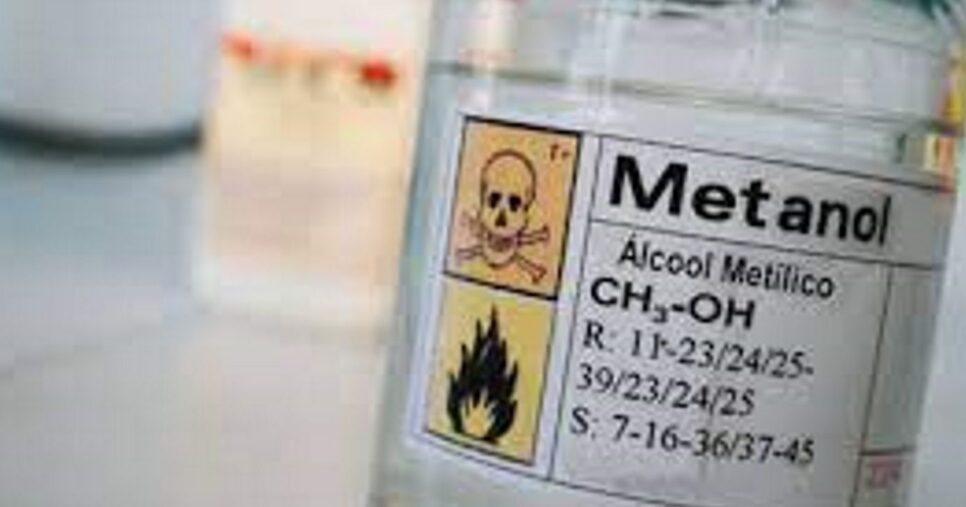 O metanol é uma das substâncias que podem compor um produto falsificado (Foto Reprodução/VRUM)