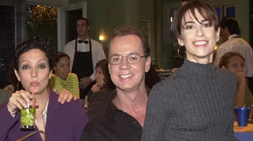 Betty Lago ao lado de Rui (Luiz Fernando Guimarães) e Vani (Fernanda Torres) - (Foto: Reprodução/ TV Globo)