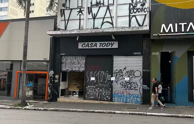 Fachada Casa Tody após fechamento (Foto: Reprodução / Aline Freitas)

