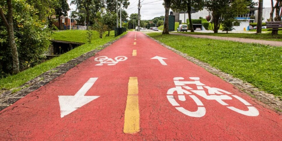 Ciclovias servem para uso exclusivo de bicicletas (Reprodução: Internet)