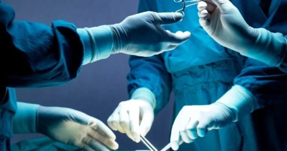 Cirurgia - (Foto: Internet)