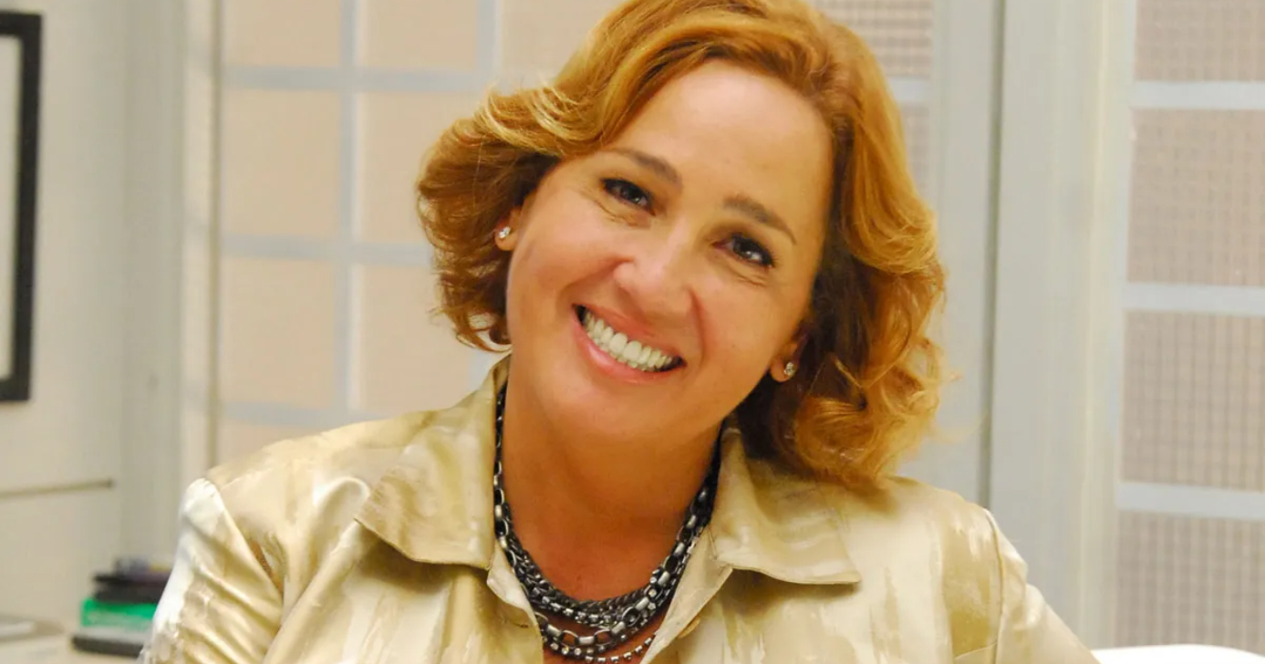 http://tvfoco.uai.com.br/wp-content/uploads/2015/05/Daniela-Mercury.jpg