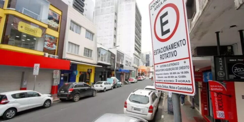 Estacionamento rotativo em Florianópolis (Reprodução: Internet)