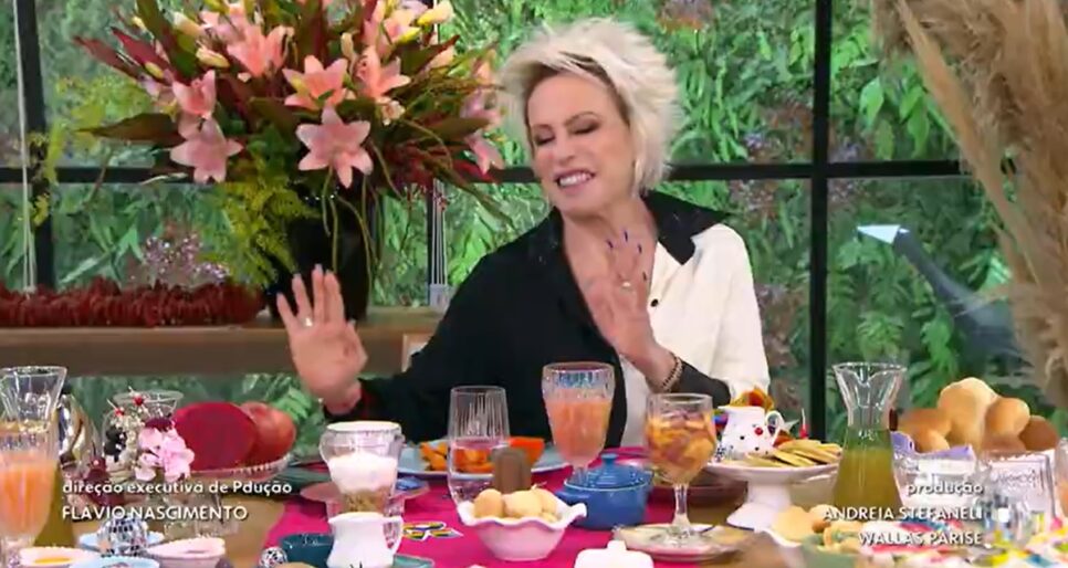 Ana Maria e sua mesa recheada de comidas no Mais Você (Foto: Reprodução/ TV Globo)