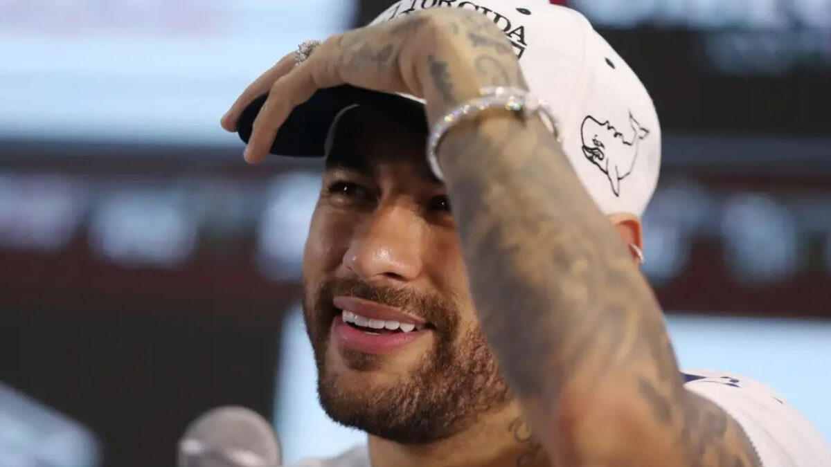 Vidente faz previsão sobre fim para Neymar e crava alerta