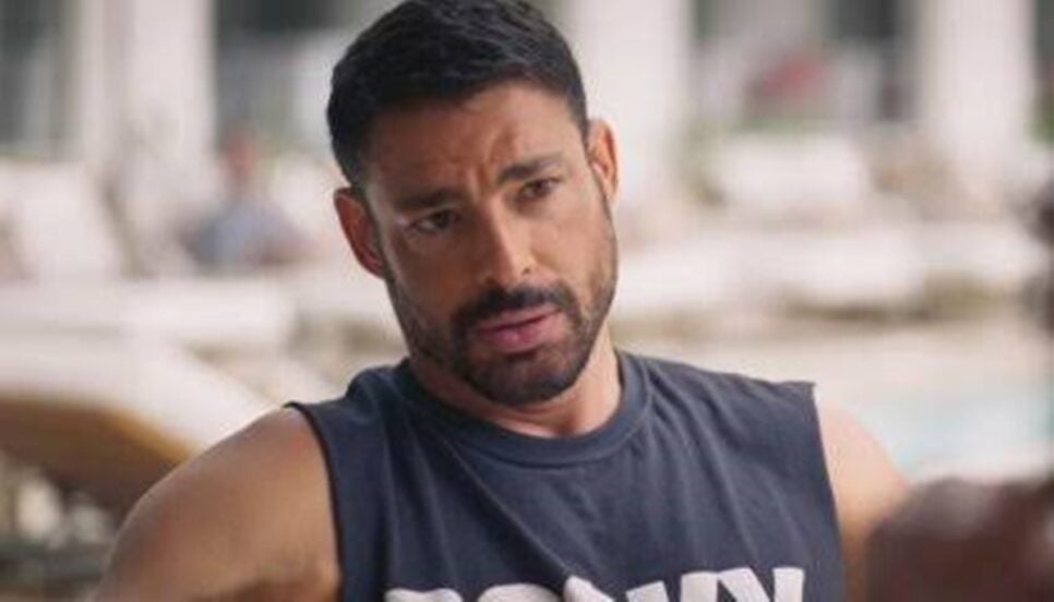 Veja quanto Cauã Reymond, o César de Vale Tudo, recebe de salário por mês na Globo (Foto: Reprodução/ Globoplay)
