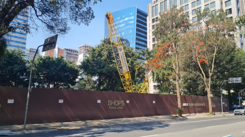 Obras do Shops Faria Lima, em SP, empreendimento vai aniquilar o Bourbon (Foto: Reprodução/ Internet)