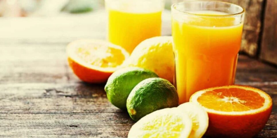 Suco com laranja, limão e melancia para hidratar o cabelo (Reprodução: Internet)