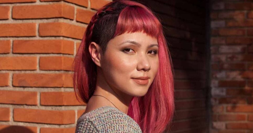 Sidecut com franja reta assimétrico (Foto Reprodução/Allthings)