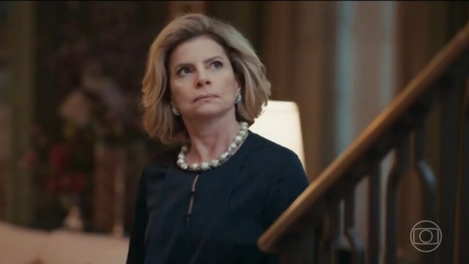 Chegada de Odete Roitman no Brasil (Foto: Reprodução/ TV Globo)